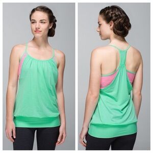 Lululemon No Limits Tank
Opal / Wee Are From Space Neon Pink Opal